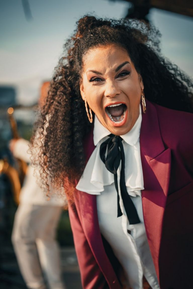 Soulqueen Nathalie Dorra.jpg