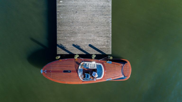 Yacht am Schweriner Seee.jpg