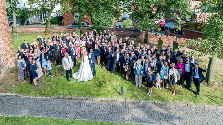 Hochzeit, Isabel und Henning, Fischerkirche, Schlutup.jpg